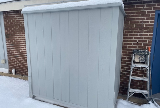 Bathroom privacy screen