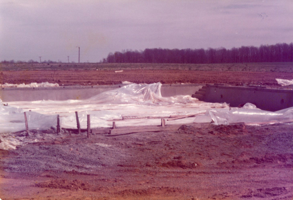 1972_04_08_generalpoolarea4