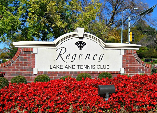 regency-about