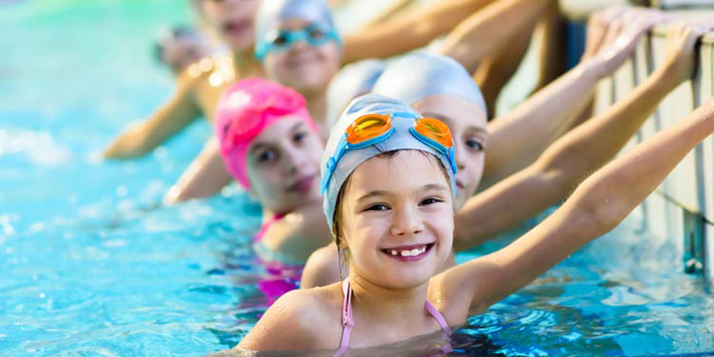 swim-lessons-group_1000x500